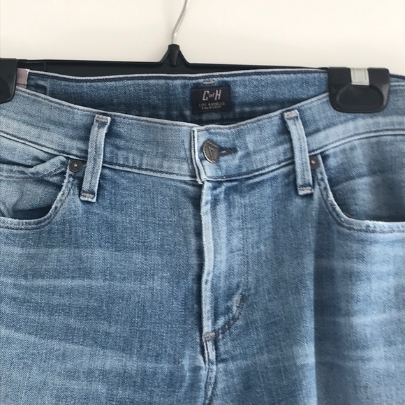 Jeans - Picture 1 of 3